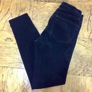 J BRAND 🖤 BLACK SKINNY CORDUROY PANTS 🖤 SUPER SOFT! Sz: 27